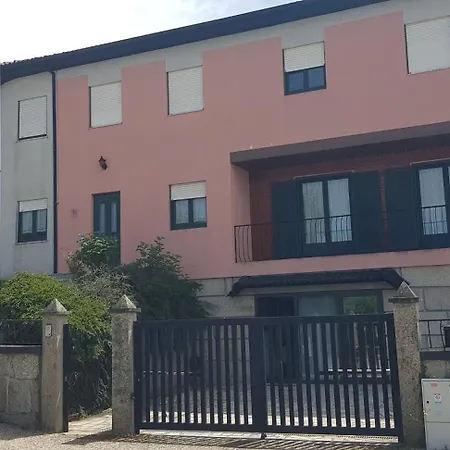 Δωμάτια σε οικογενειακή κατοικία Moradia Rotunda Dos Bois *