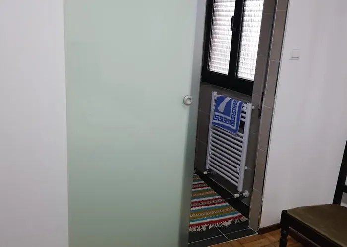 Moradia Rotunda Dos Bois * Montalegre