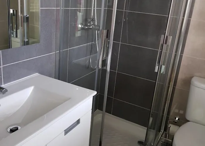 Moradia Rotunda Dos Bois Quarto em Acomodações Particulares Montalegre